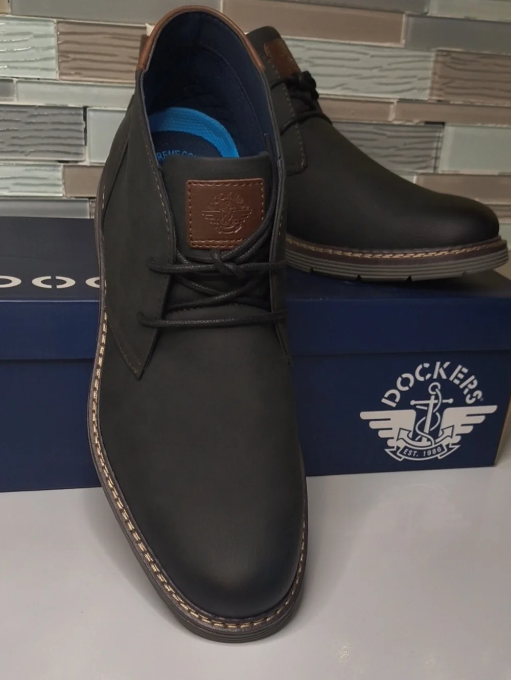 Dockers Men’s Black Chukka Boots with Brown Accents